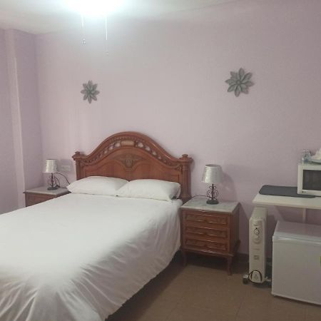 Habitacion Privada อัลมูเญการ์ ภายนอก รูปภาพ