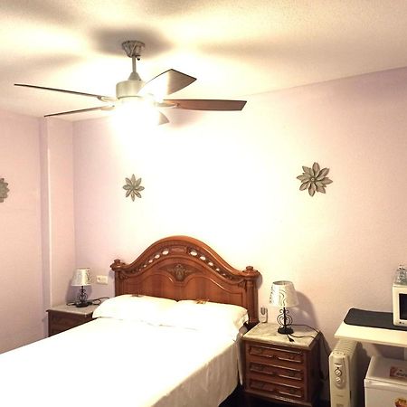 Habitacion Privada อัลมูเญการ์ ภายนอก รูปภาพ